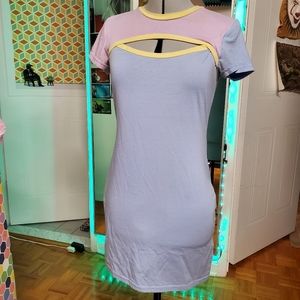 Color block keyhole dress